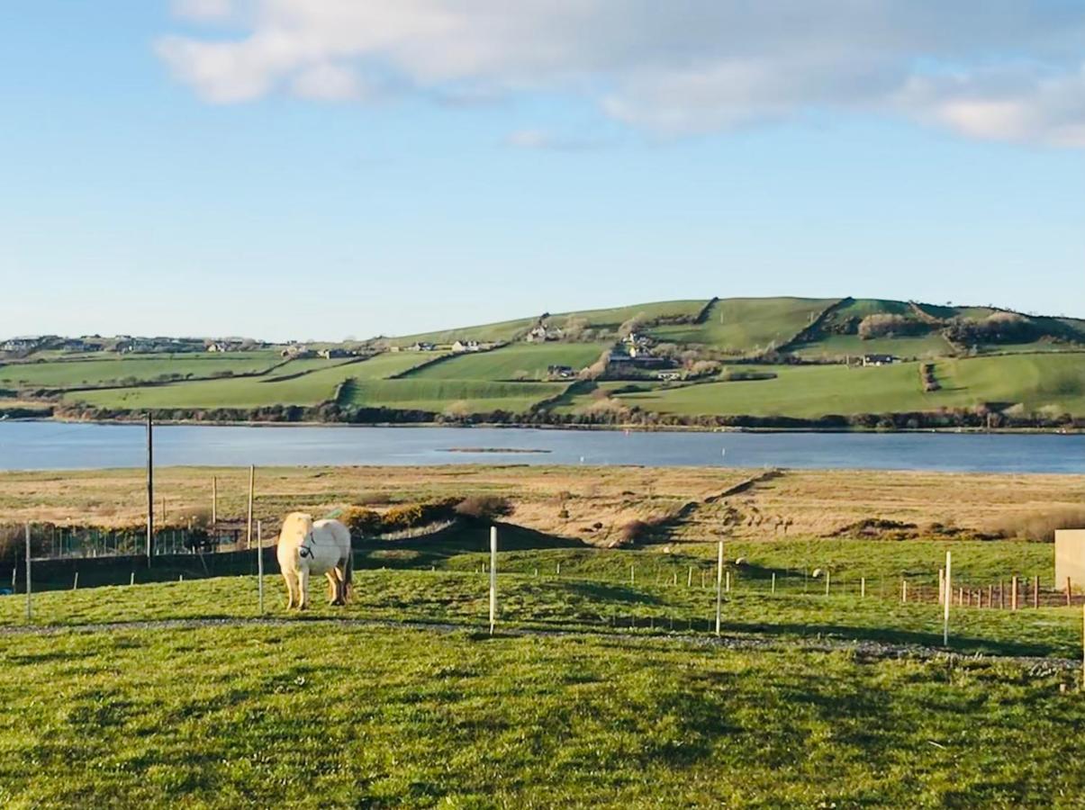 The Snuggly Sheep Shepherd Hut Farm Stay Ballyshannon Buitenkant foto